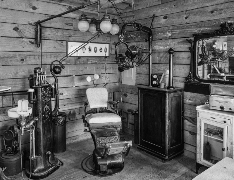 An old dentist chair used for cosmetic dentistry